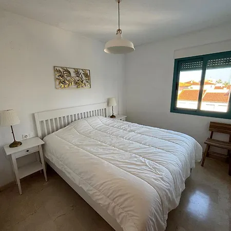 Pont Sec 1-serviden Apartman